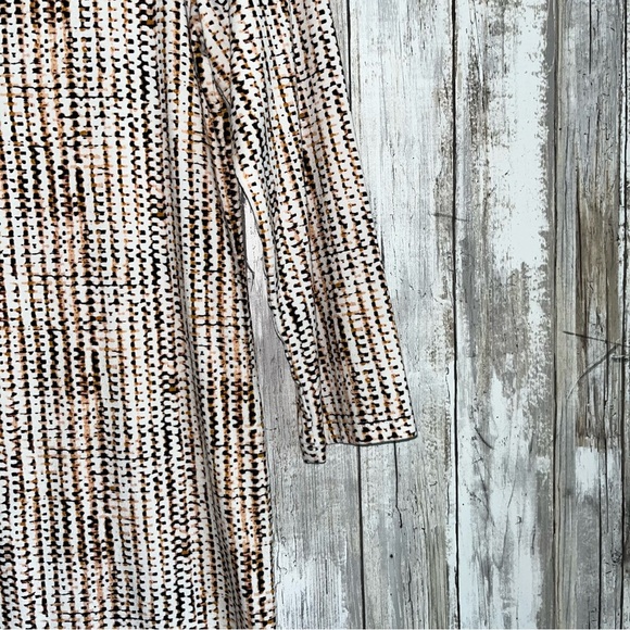 Ann Taylor Printed 3/4 Sleeve Blouse - Picture 3 of 5